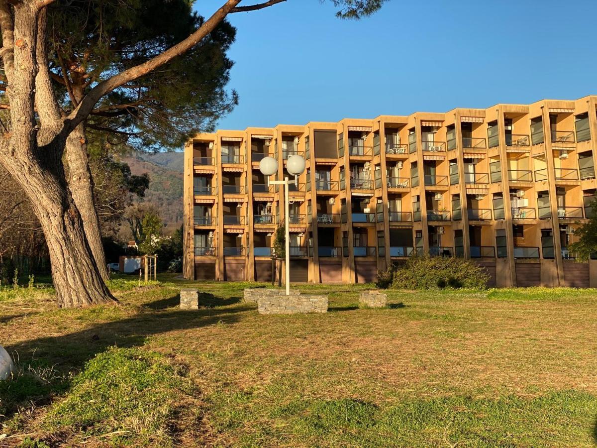 Residence Santa Lucia, Studio Avec Piscine , Vue Mer Et Pied Dans L'Eau , Moriani-Plage Exteriér fotografie